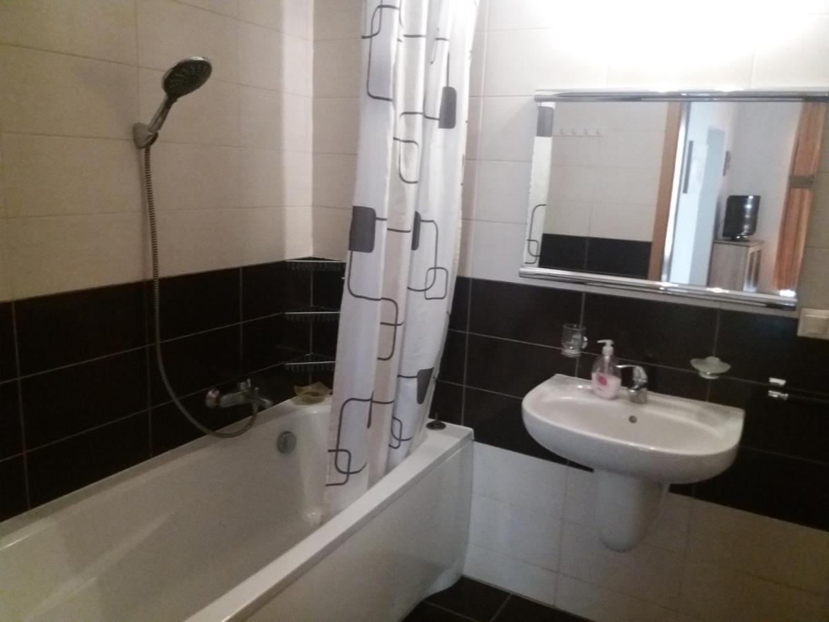 Avantgarden1 .Apartament Lux Брашов Экстерьер фото